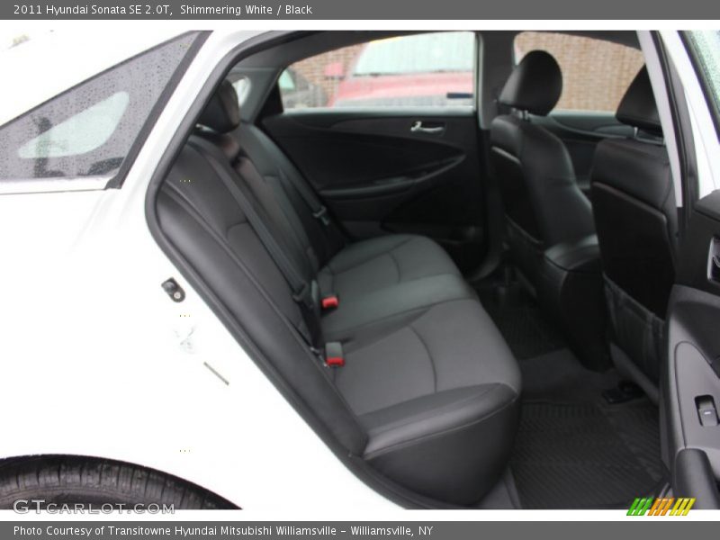 Shimmering White / Black 2011 Hyundai Sonata SE 2.0T
