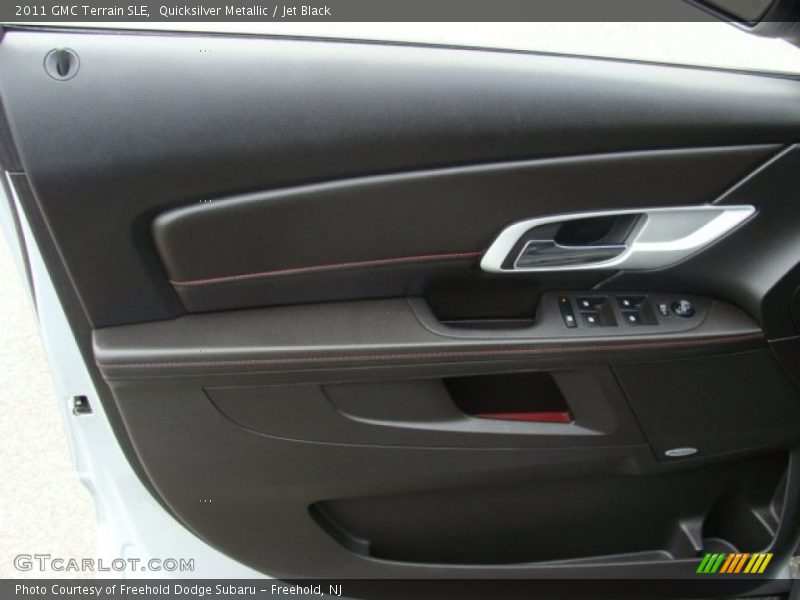 Quicksilver Metallic / Jet Black 2011 GMC Terrain SLE
