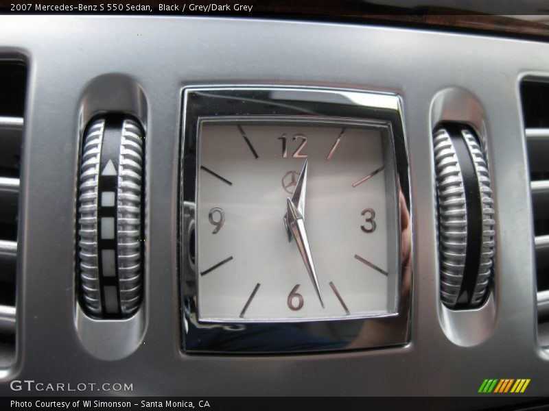Black / Grey/Dark Grey 2007 Mercedes-Benz S 550 Sedan