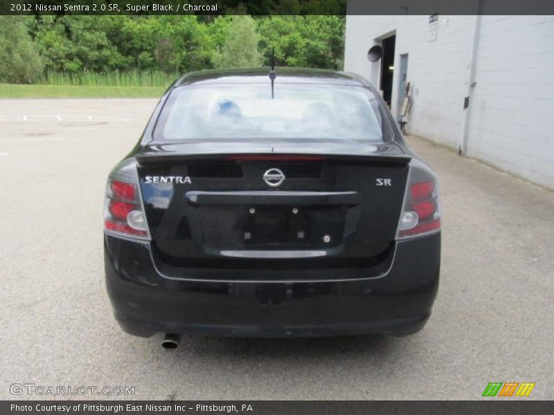 Super Black / Charcoal 2012 Nissan Sentra 2.0 SR