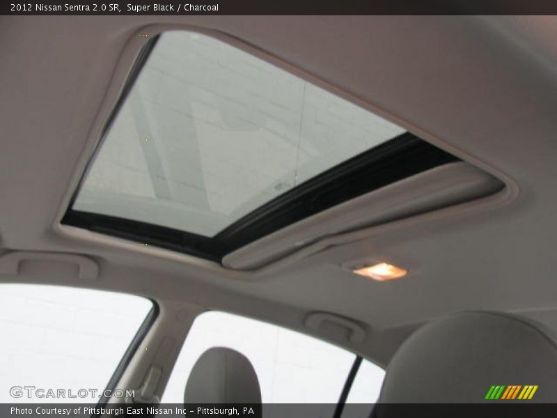Super Black / Charcoal 2012 Nissan Sentra 2.0 SR