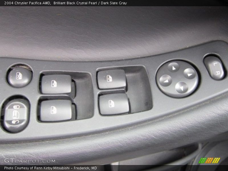 Brilliant Black Crystal Pearl / Dark Slate Gray 2004 Chrysler Pacifica AWD