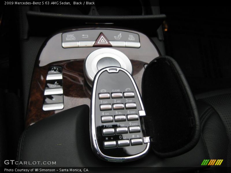 Controls of 2009 S 63 AMG Sedan
