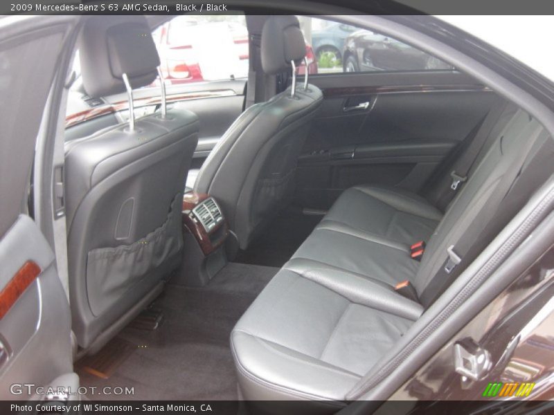 Black / Black 2009 Mercedes-Benz S 63 AMG Sedan