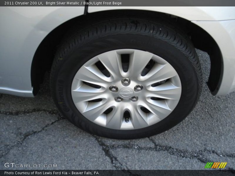 Bright Silver Metallic / Black/Light Frost Beige 2011 Chrysler 200 LX