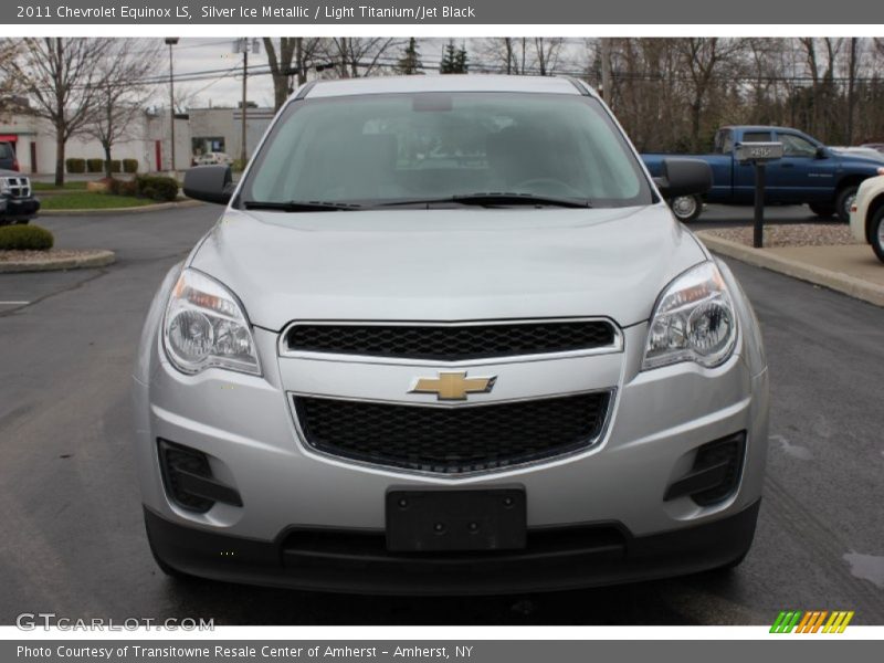 Silver Ice Metallic / Light Titanium/Jet Black 2011 Chevrolet Equinox LS