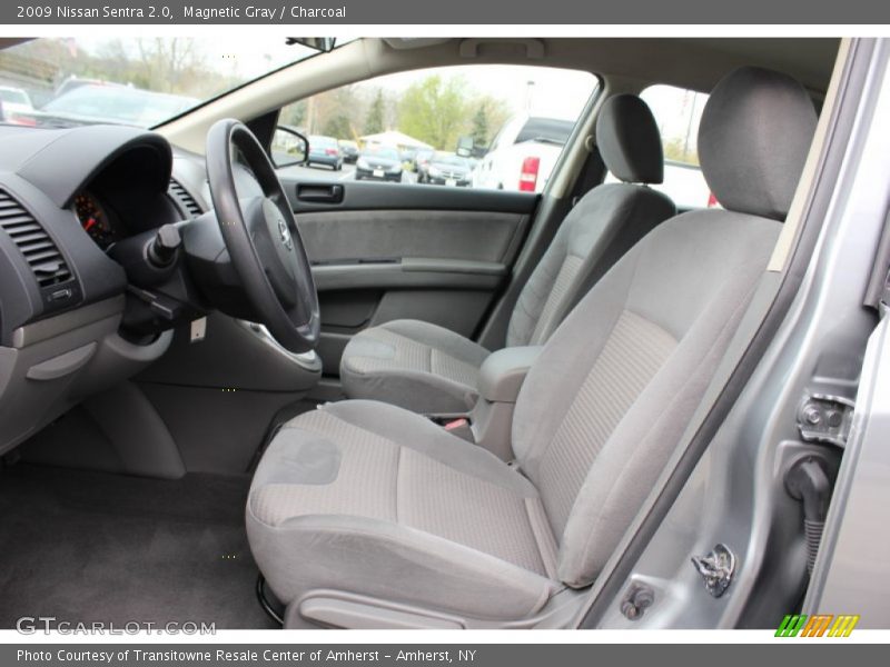 Magnetic Gray / Charcoal 2009 Nissan Sentra 2.0