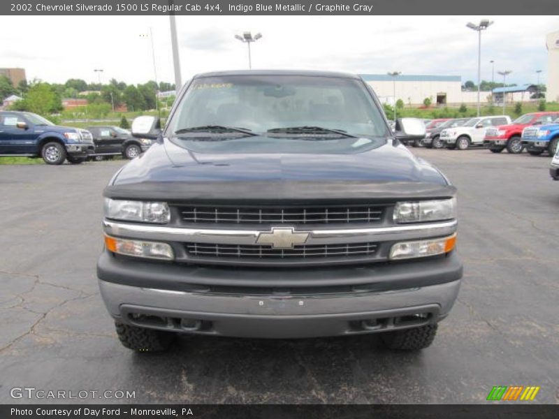 Indigo Blue Metallic / Graphite Gray 2002 Chevrolet Silverado 1500 LS Regular Cab 4x4