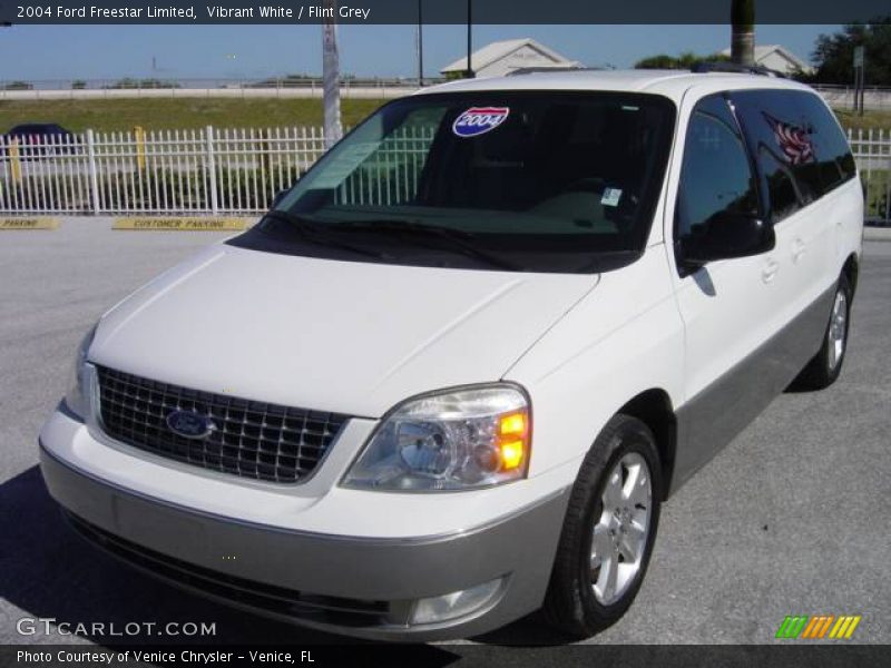 Vibrant White / Flint Grey 2004 Ford Freestar Limited