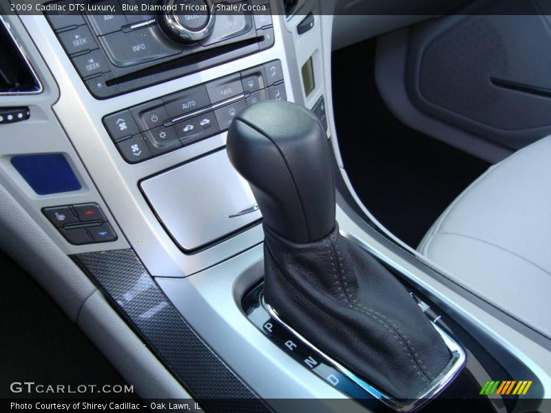 Blue Diamond Tricoat / Shale/Cocoa 2009 Cadillac DTS Luxury