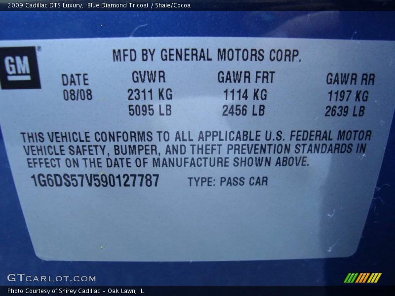 Blue Diamond Tricoat / Shale/Cocoa 2009 Cadillac DTS Luxury