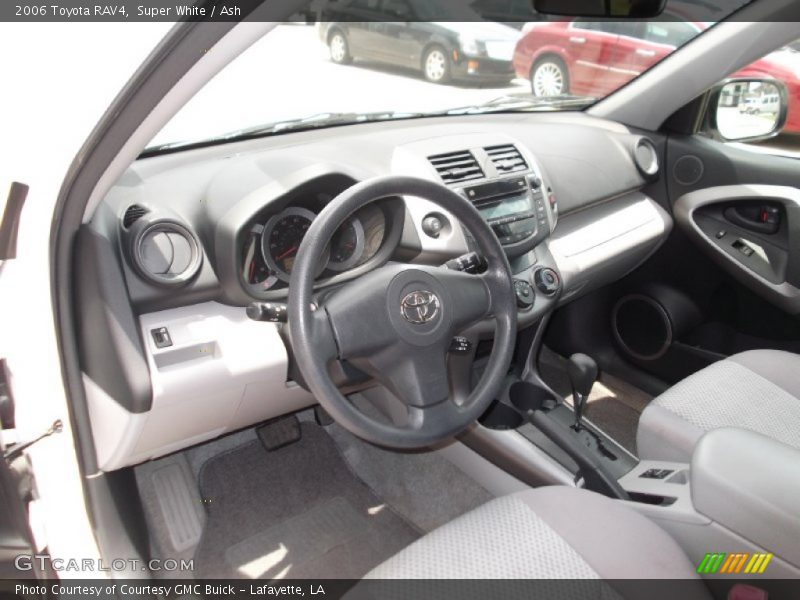 Super White / Ash 2006 Toyota RAV4