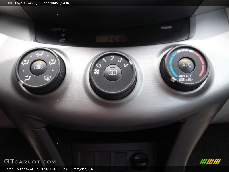 Super White / Ash 2006 Toyota RAV4