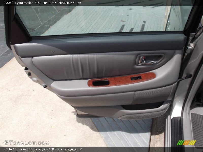 Lunar Mist Metallic / Stone 2004 Toyota Avalon XLS