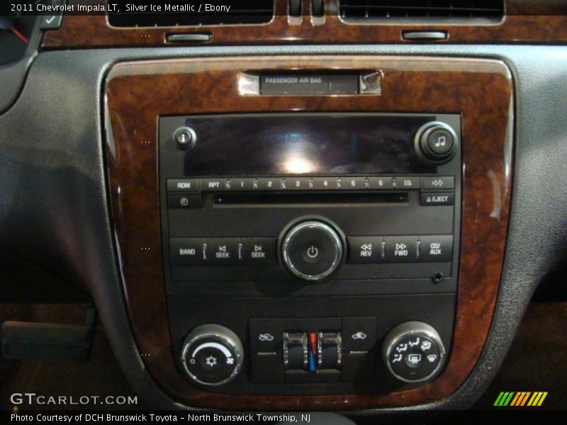 Silver Ice Metallic / Ebony 2011 Chevrolet Impala LT