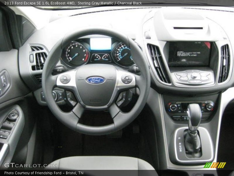 Dashboard of 2013 Escape SE 1.6L EcoBoost 4WD