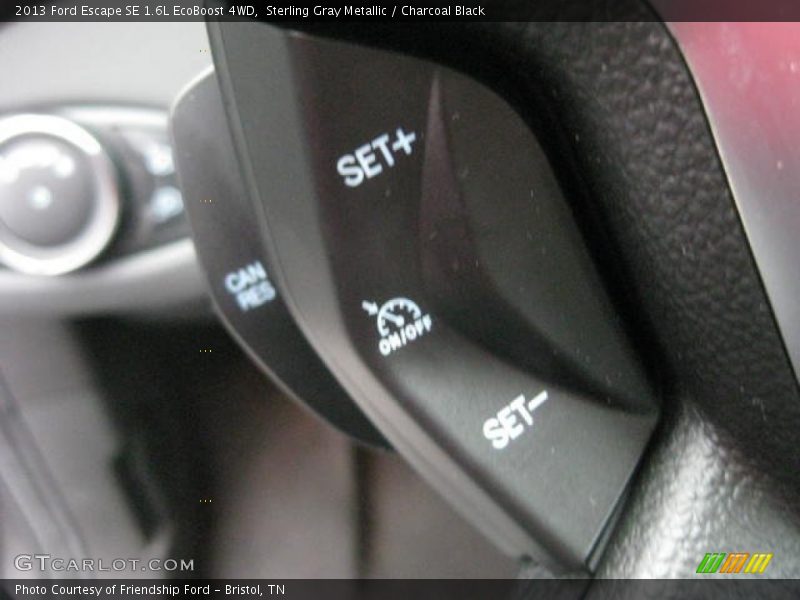 Controls of 2013 Escape SE 1.6L EcoBoost 4WD