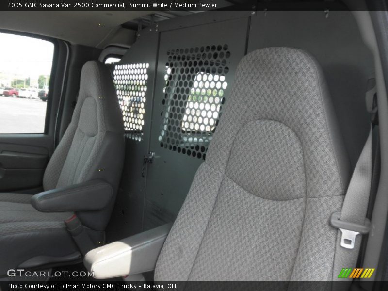Summit White / Medium Pewter 2005 GMC Savana Van 2500 Commercial