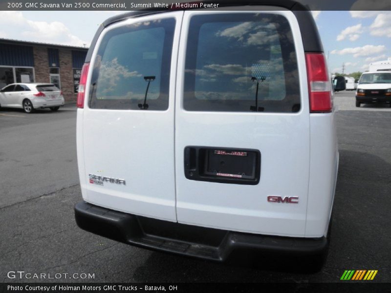 Summit White / Medium Pewter 2005 GMC Savana Van 2500 Commercial