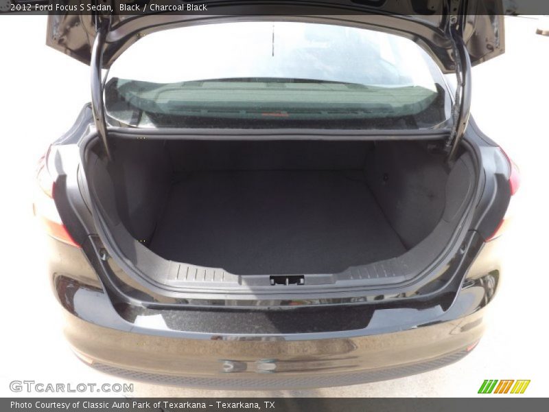 Black / Charcoal Black 2012 Ford Focus S Sedan