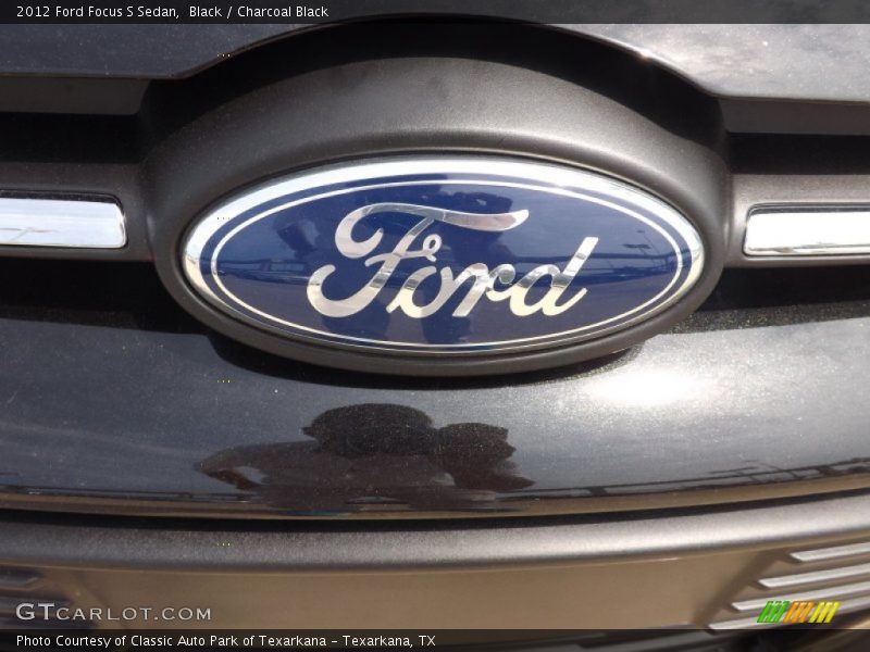 Black / Charcoal Black 2012 Ford Focus S Sedan
