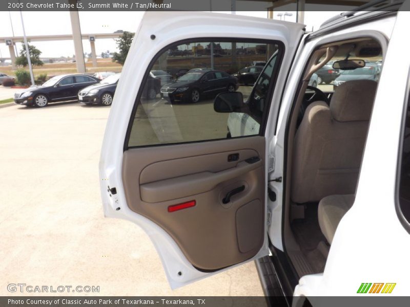 Summit White / Tan/Neutral 2005 Chevrolet Tahoe LS