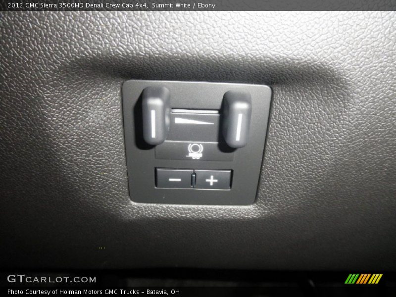 Summit White / Ebony 2012 GMC Sierra 3500HD Denali Crew Cab 4x4
