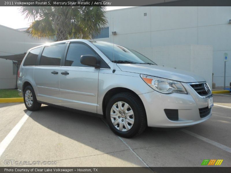 Mercury Silver Metallic / Aero Gray 2011 Volkswagen Routan S