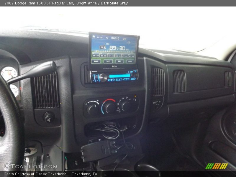 Bright White / Dark Slate Gray 2002 Dodge Ram 1500 ST Regular Cab