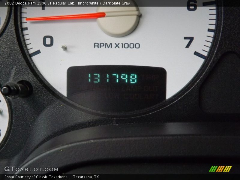 Bright White / Dark Slate Gray 2002 Dodge Ram 1500 ST Regular Cab