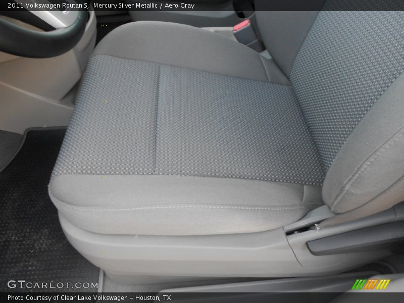 Mercury Silver Metallic / Aero Gray 2011 Volkswagen Routan S