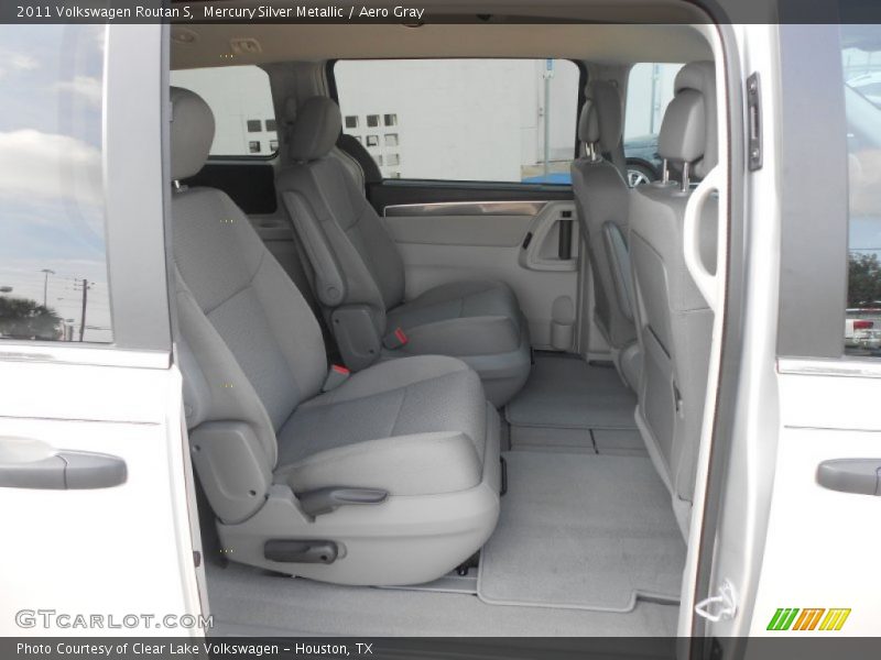 Mercury Silver Metallic / Aero Gray 2011 Volkswagen Routan S