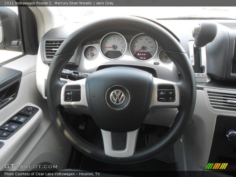 Mercury Silver Metallic / Aero Gray 2011 Volkswagen Routan S