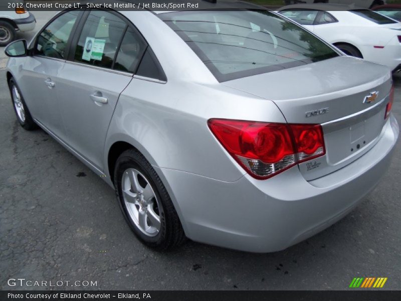 Silver Ice Metallic / Jet Black/Sport Red 2012 Chevrolet Cruze LT