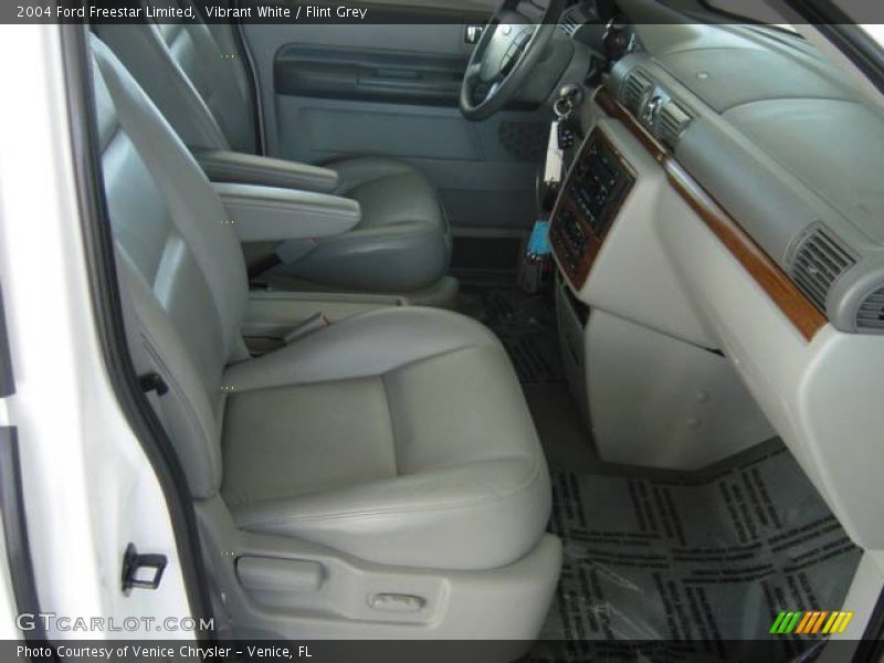 Vibrant White / Flint Grey 2004 Ford Freestar Limited