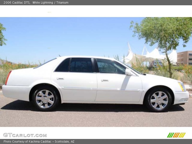 White Lightning / Titanium 2006 Cadillac DTS