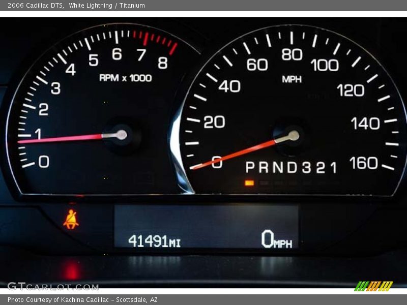 White Lightning / Titanium 2006 Cadillac DTS