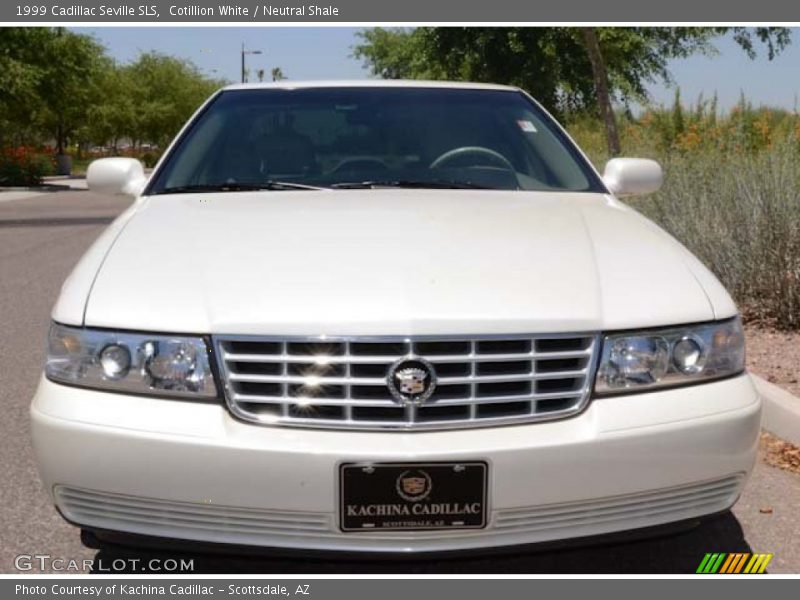 Cotillion White / Neutral Shale 1999 Cadillac Seville SLS
