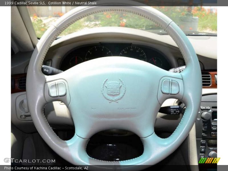 Cotillion White / Neutral Shale 1999 Cadillac Seville SLS