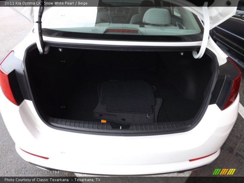 Snow White Pearl / Beige 2011 Kia Optima LX