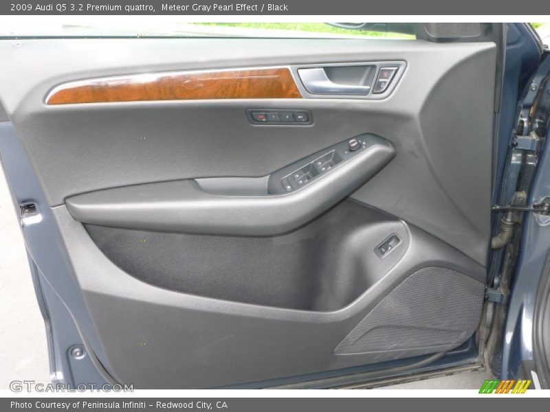 Meteor Gray Pearl Effect / Black 2009 Audi Q5 3.2 Premium quattro