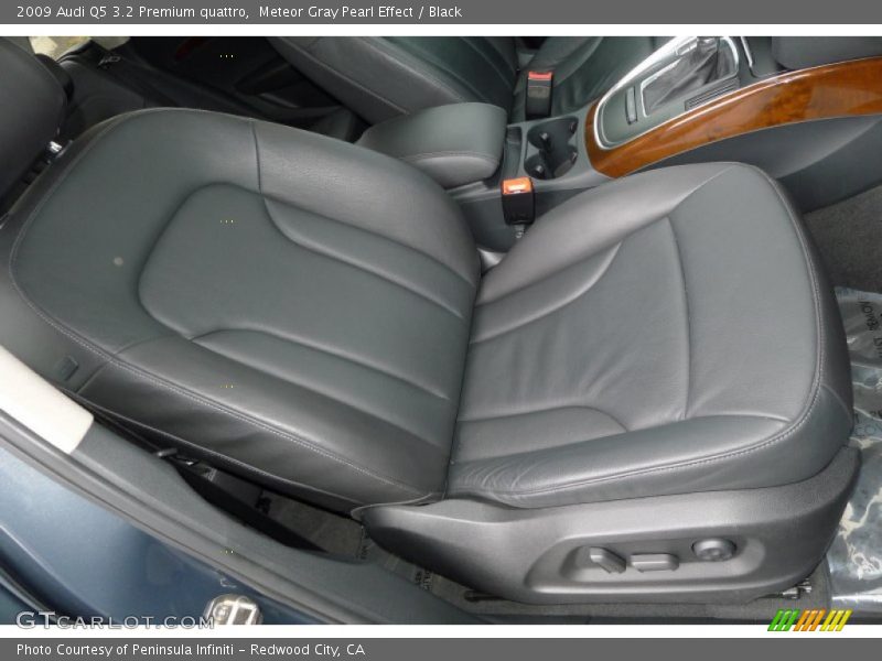 Meteor Gray Pearl Effect / Black 2009 Audi Q5 3.2 Premium quattro