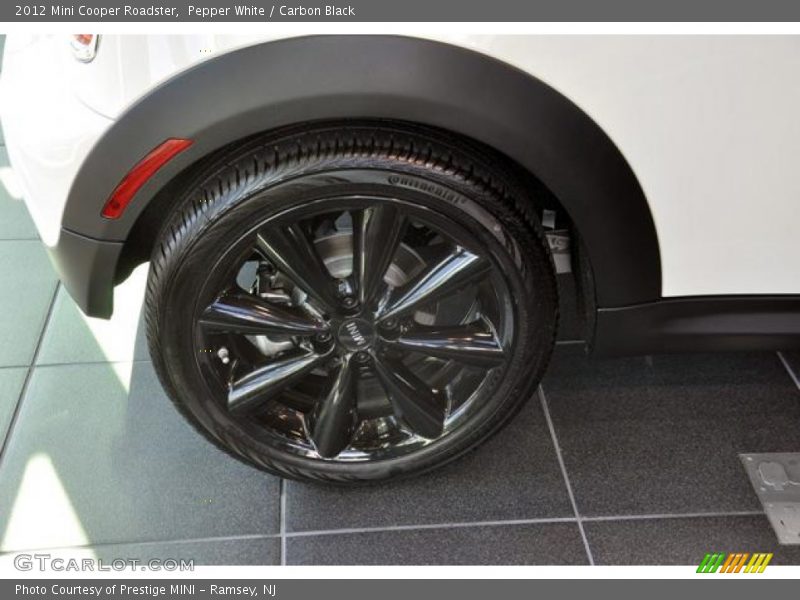 Pepper White / Carbon Black 2012 Mini Cooper Roadster