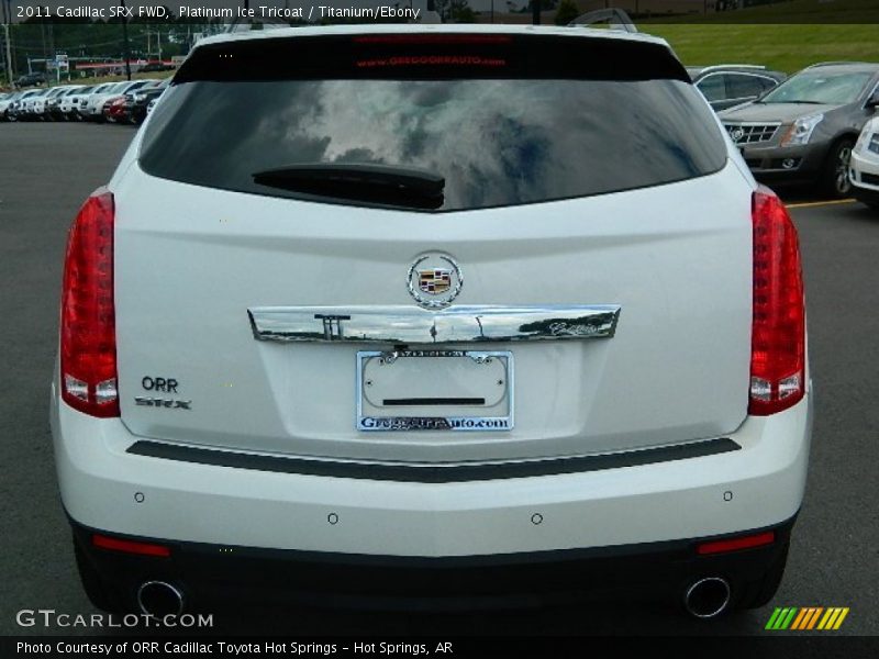 Platinum Ice Tricoat / Titanium/Ebony 2011 Cadillac SRX FWD