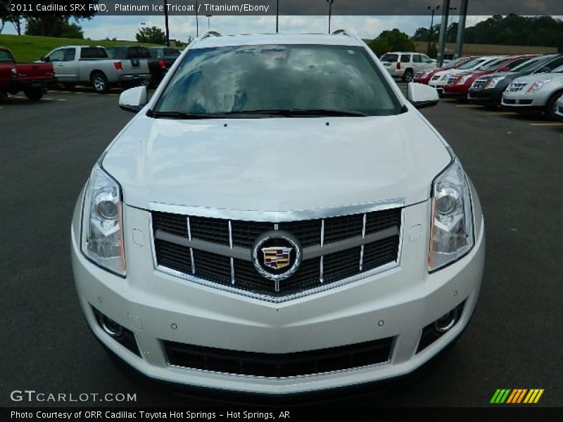 Platinum Ice Tricoat / Titanium/Ebony 2011 Cadillac SRX FWD