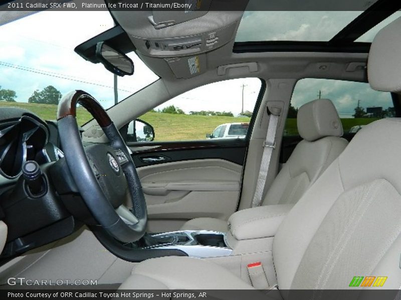 Platinum Ice Tricoat / Titanium/Ebony 2011 Cadillac SRX FWD