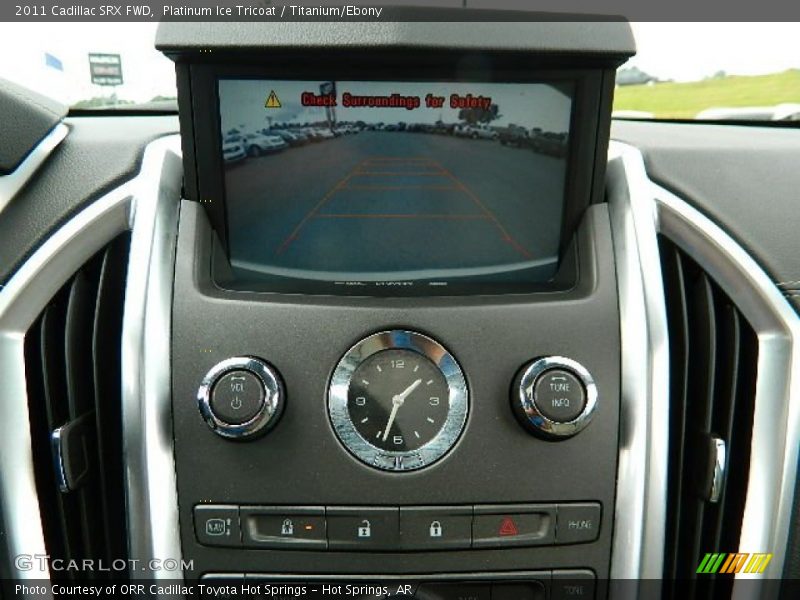 Platinum Ice Tricoat / Titanium/Ebony 2011 Cadillac SRX FWD