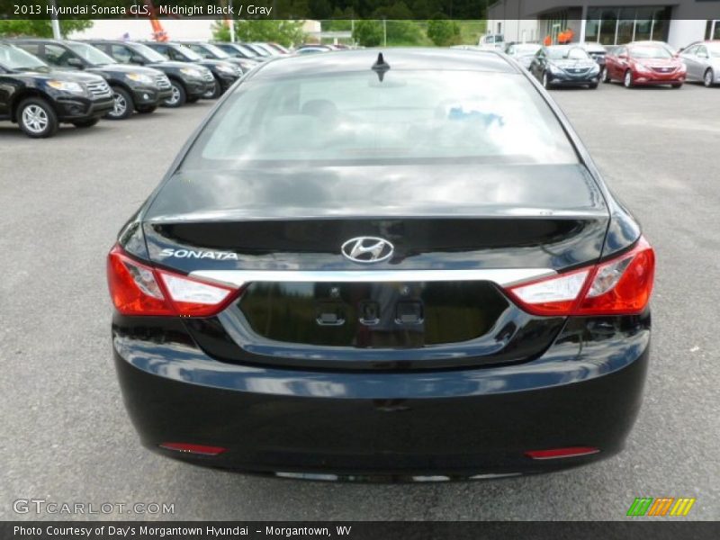 Midnight Black / Gray 2013 Hyundai Sonata GLS