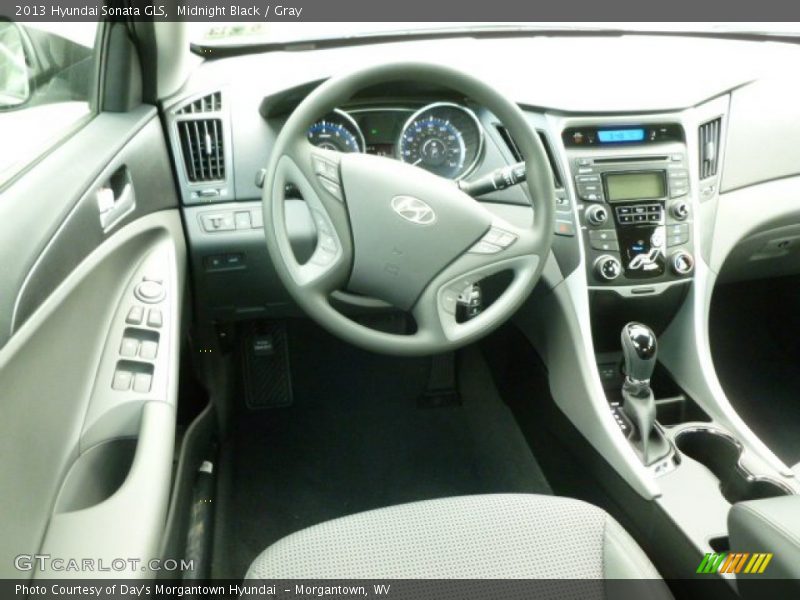 Midnight Black / Gray 2013 Hyundai Sonata GLS