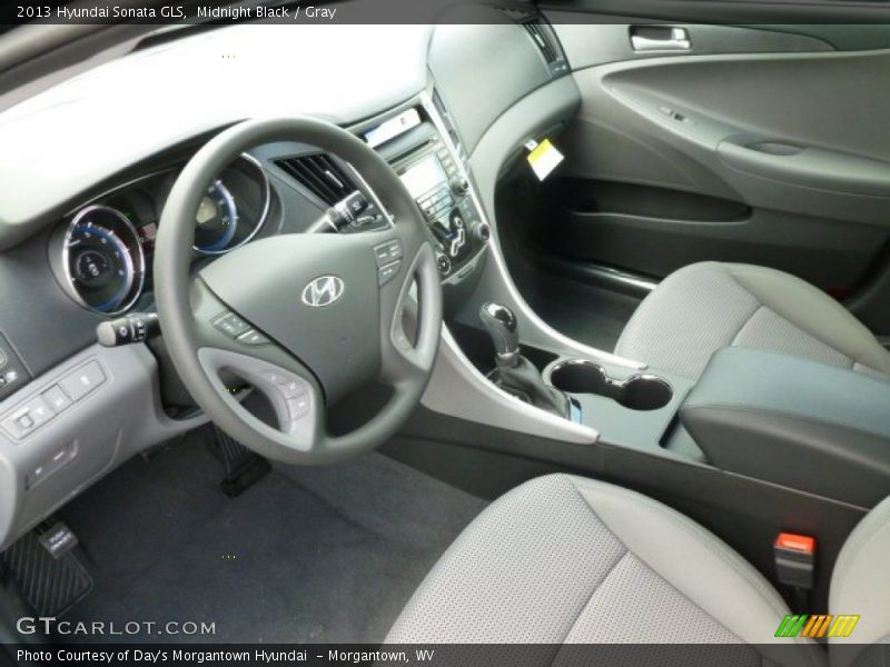 Midnight Black / Gray 2013 Hyundai Sonata GLS